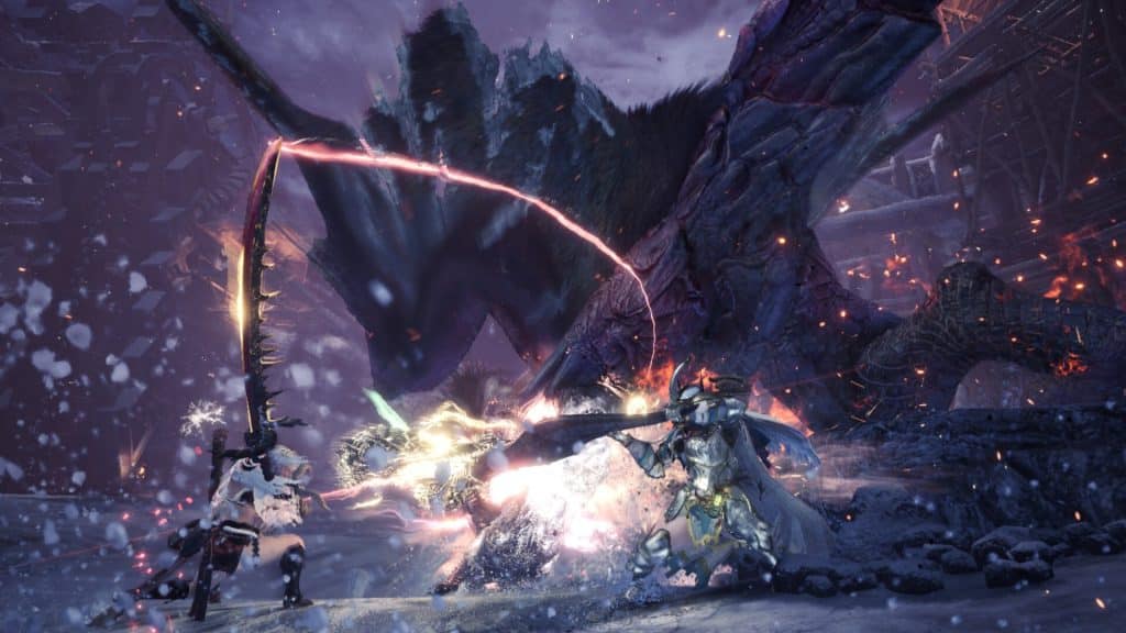Switch Axe and Long Sword players in combat