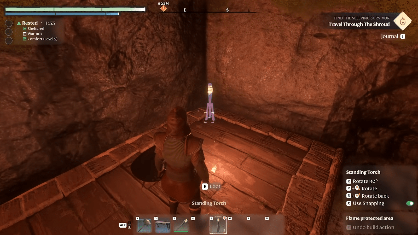 Placing Torches in Enshrouded