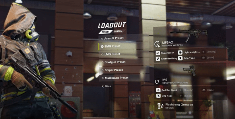 Preset SMG loadout that you can use to gain access to flashbangs before you actually unlock them