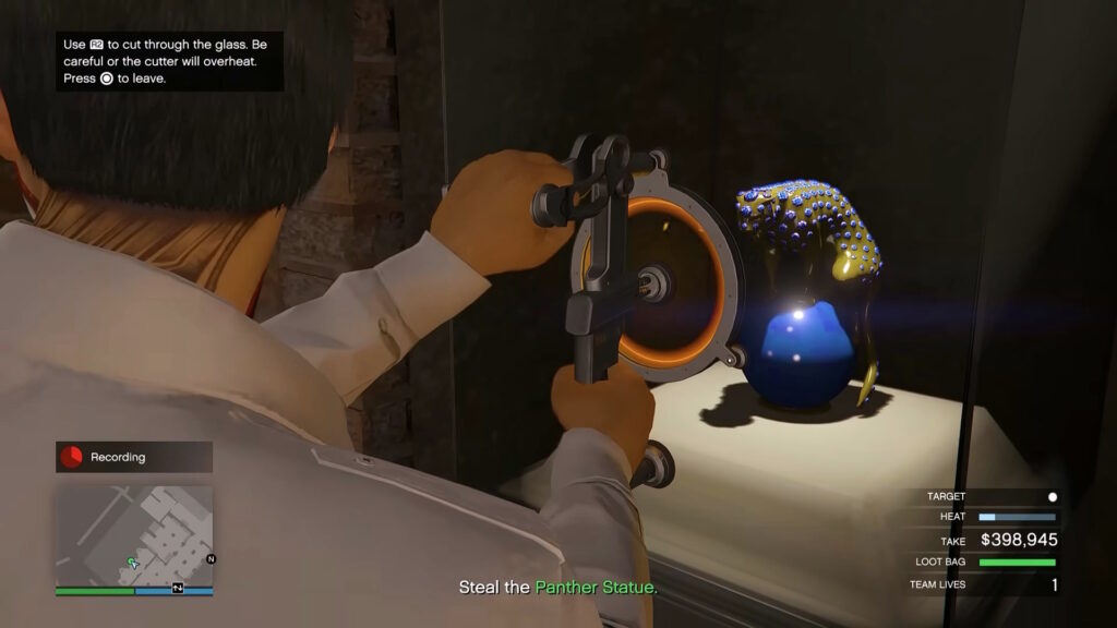 Cutting the glass for the Panther Statue | GTA 5 Online Cayo Perico Heist